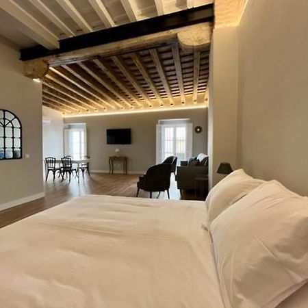Ti1 Estiloso Loft 120M De La Catedral Tomas De Ibarra Street Seville Exterior photo
